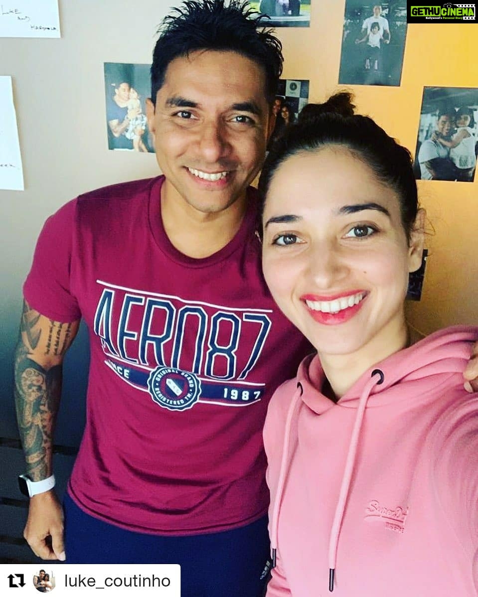 Tamannaah Instagram - #Repost @luke_coutinho ・・・ This humble down to earth girl has made remarkable lifestyles changes. Despite crazy dance schedules , workouts , travel and her acting career , she makes time for her sleep , nutrition , exercise and her lifestyle ...simple and perfect ...check out that glow ...it comes from inside ....no excuses for anyone about how busy they are for their own health ...when you make it a priority and respect how you “ feel “ in body and mind , you will find and make the time ....super proud of you @tamannaahspeaks ❤️ @simply_shimpli #thenewreligionlifestyle