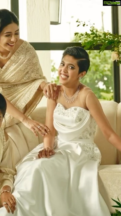 Tamannaah Instagram - #Repost @malabargoldanddiamonds @myself_dhannu is here to share her inspirational story with you. This joyful youngster from Kerala will win your heart with her simplicity and innocence. We are in complete awe of her lively personality and sure that her contagious positivity will bring a smile on your face too. #MakeWayForTheBride #BridesOfIndia #MalabarGoldAndDiamonds #DhannyaSojan #AVerySpecialBride #MakeWayForDhannya