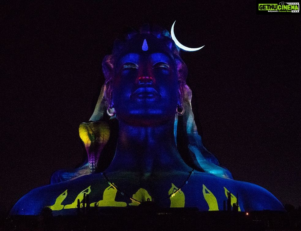 Tamannaah Instagram - Feel blessed to have experienced such divinity #mahashivratri @sadhguru #ishayogacentre Adiyogi Shiva Statue