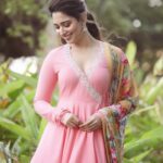 Tamannaah Instagram - #kannekalaimaane #promotions Wearing @nikasha_official Styled by @sanjanabatra Hair and makeup @pompyhans Assisted by @harleenzbella Jewellery @curiocottagejewelry