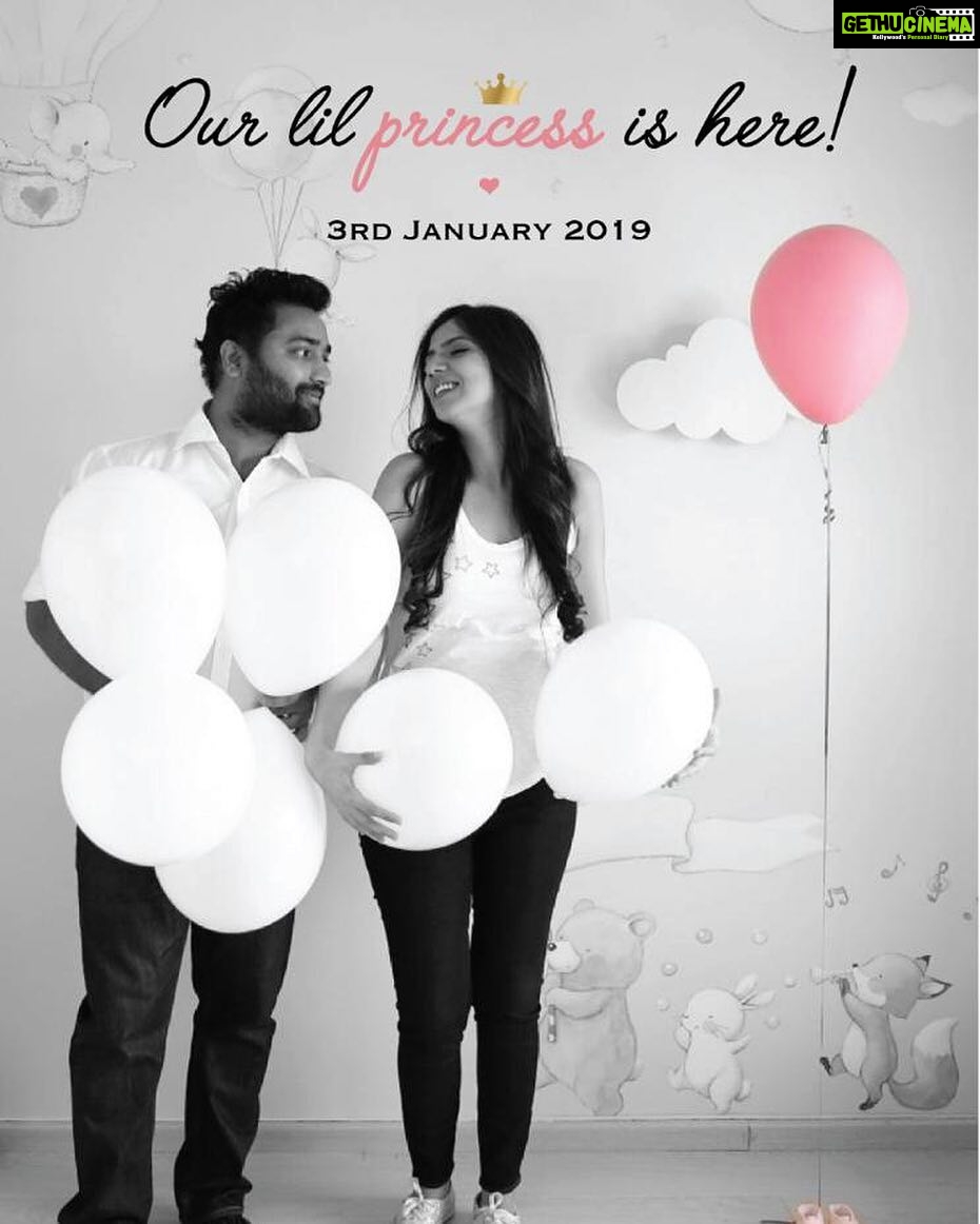 Tamannaah Instagram - What a brilliant way to start the new year @nishkalulla @dhruvmehra88 Iβm so excited πππππ #maasiduties Love you threeeeπ₯³π₯³π₯³π₯³