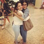 Tamannaah Instagram - Distance, time ,space nothing matters when you meet your besties ❤️❤️❤️❤️ Airport toh airport hi Sahi 👭👭👭👭 Added just the spunk I needed to start my day @shrutzhaasan Chatrapati Shivaji International Airport