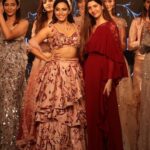 Tamannaah Instagram - So proud of you @ola084 @ohailakhanofficial you are my superstar . Congratulations on your first show 🥳🥳🥳🥳 love u ❤️❤️❤️❤️