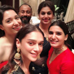 Tamannaah Instagram - When you know it’s been a fun night ❤️❤️❤️ @pinkyreddyofficial @aditiraohydari @samantharuthprabhuoffl @raw_mango Hyderabad