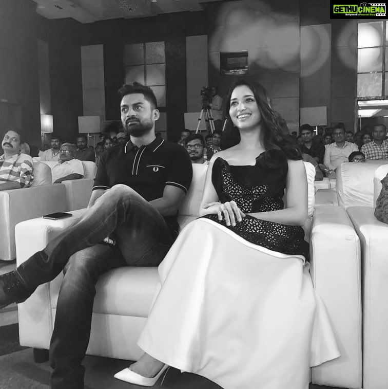 Tamannaah Instagram - Some filming experiences really leave behind great memories #naanuvveaudiolaunch #naanuvve #nandamurikalyanram