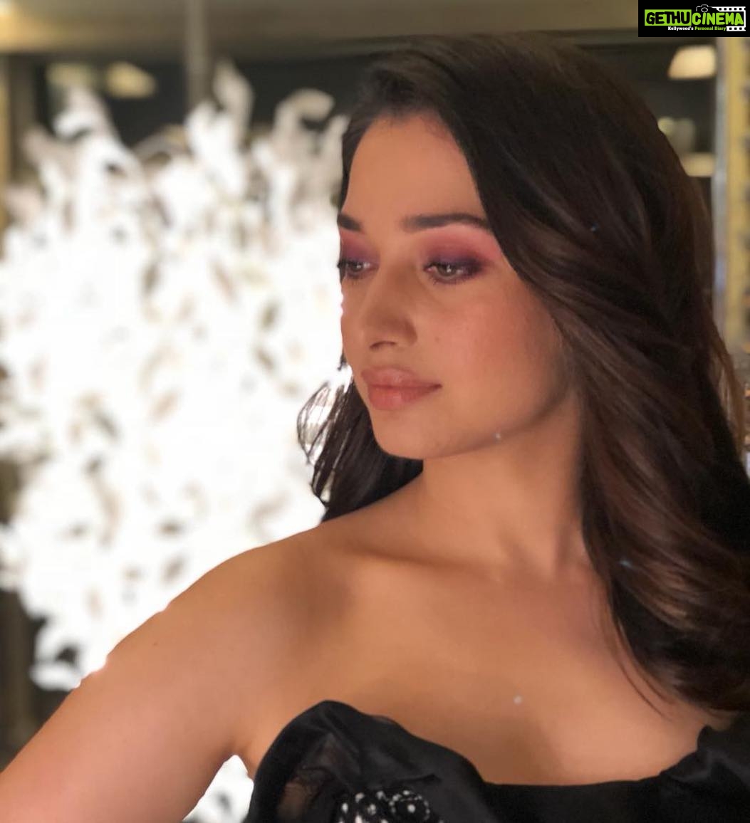Tamannaah Instagram - #nofilterneeded @makeupbyaparnah loved the eye makeup , the colours u used are just too yummy @sanjanabatra #naanuvveaudiolaunch