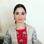Tamannaah Instagram - Hi Proddatur , I will be there to launch the 53rd Store Launch of @bnewmobilestore on 5th May at 9:30 a.m Near Royal Residency, Mydukur Road. Very excited to meet you all.... see you soon