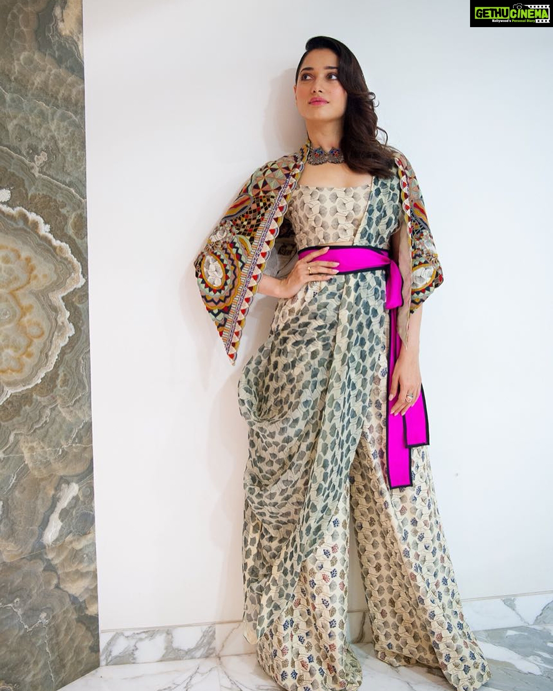 Tamannaah Instagram - #bohovibes Stylist @sanjanabatra Hair: @bbhiral Makeup: @aparnah_mitter Outfit: @anamikakhanna.in Rings: @tribebyamrapali & @aquamarine_jewellery Necklace: @amrapalijewels