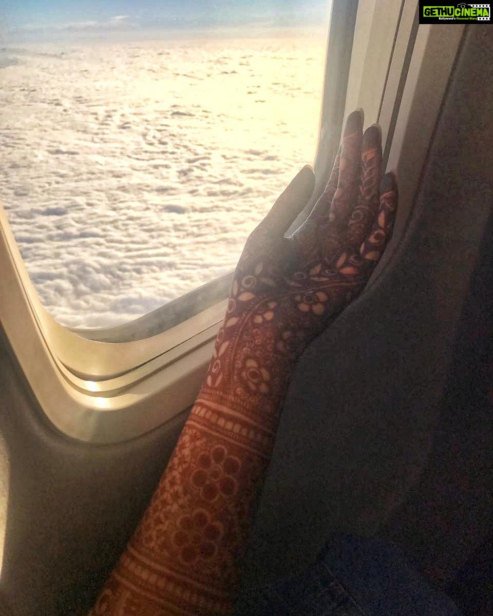 Tamannaah Instagram - Clouds, sunshine and everything nice! Nice, here we come for #QueenOnceAgain #France