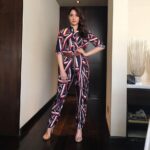 Tamannaah Instagram - Geared up for the launch of Queen(Telugu). Quite excited for this one 😊 Wearing @tommyhilfiger Makeup @soniajain2610 Hair @aliyashaik28 Fairy Godmother @pritilohia.2008 Stylist @sanjabatra