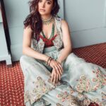 Tamannaah Instagram - Loving this ethnic fusion for @azafashions's Cover 😇