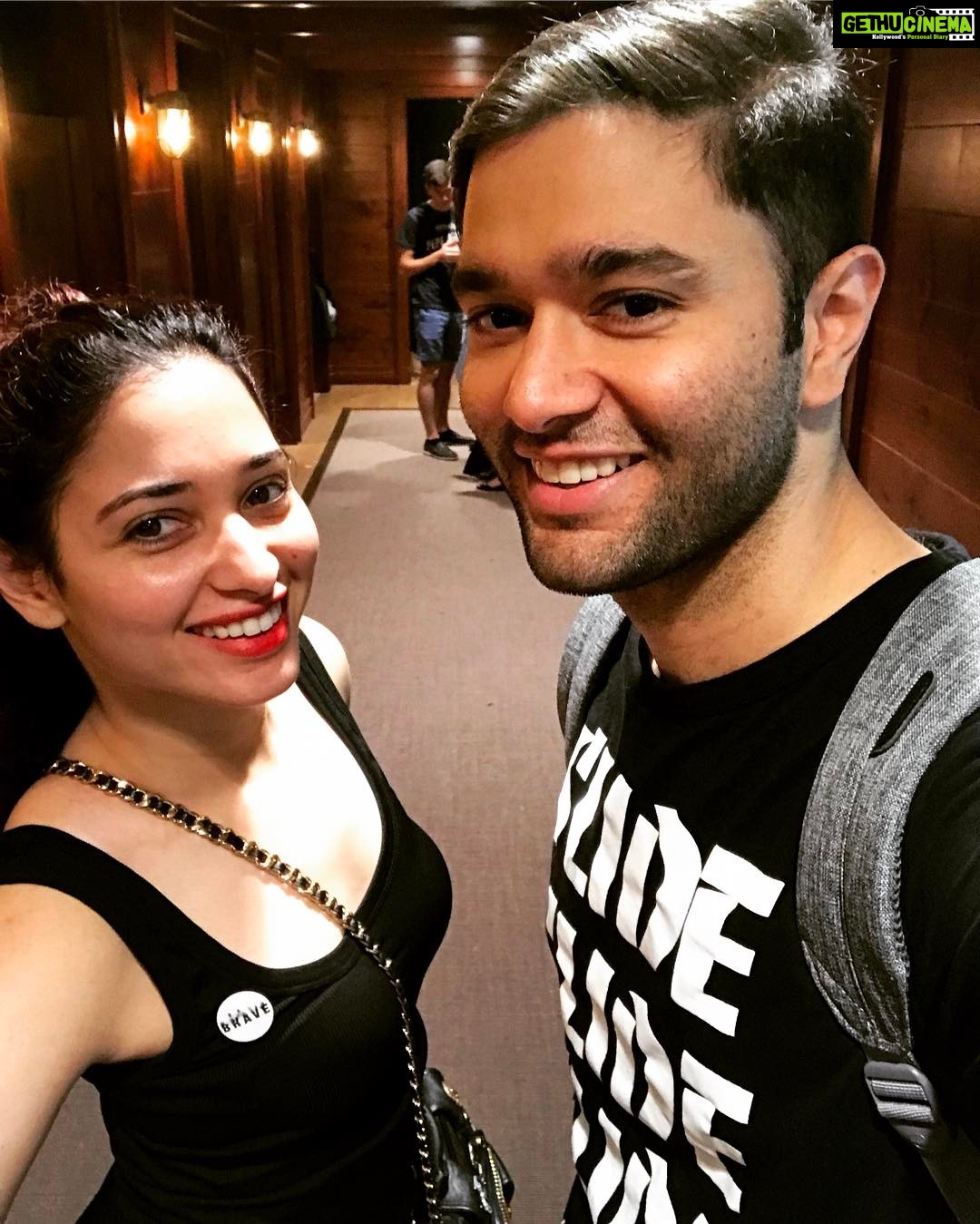 Tamannaah Instagram - Selfie time with @anandsbhatia The reason why NYC is even more special, missing @kartika511 though😪