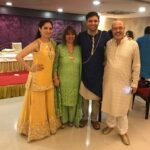 Tamannaah Instagram - Happy times, happy people! #BhaiKiShaadi #Family @anandsbhatia
