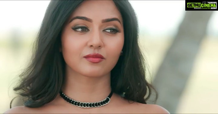 Vidhya Instagram - #MyJourney In ”Iravukku Aayiram Kangal” for the first time I played a negative role on screen. During script narration, director Maran sir insisted that as an actor I will find this role really interesting. Only after I tried I realized that playing the villain is a lot of fun too😀 It was such a beautiful experience working with this team. Thank you so much Axess Film factory, producer Dillibabu sir, director Maran sir, Pooranesh, Hero Arulnidhi, Ajmal, Chaya Singh, Anand Raj sir, John Vijay sir, Mahima, Suja and the entire team❤️ #vidyapradeep