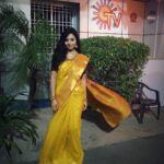 Vidhya Instagram - Yesterday at my second home @suntv 🤓🤗 @useeshopapp @bronzerbridaljewellery : : : : #nayagi #gameshow #suntv #vikatantv #bronzerbridaljewellery #useeshopapp #useeshop #shopwhatyousee #vidyapradeep