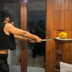 Vidyut Jammwal Instagram – Sharing a Glimpse of Kalari 3rd Eye Training. Complete video out tomorrow on my YouTube Channel. ⚡

#itrainlikevidyutjammwal #kalaripayattu #thirdeyetraining #countryboy #martialarts #blindfoldkalari
#newindiafitindia
#fitindiamovement

@kiren.rijiju @fitindiaoff @prahladspatel