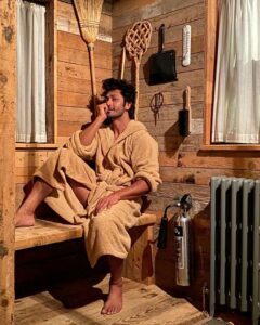 Vidyut Jammwal Instagram - You caught me staring and I caught you staring back..