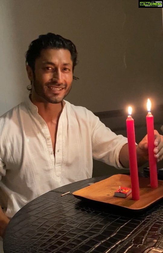 Vidyut Jammwal Instagram - #AbYehKarkeDekho #ITrainLikeVidyutJammwal #CountryBoy.