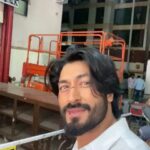 Vidyut Jammwal Instagram - Set of an aircraft! #KhudaHaafiz #BTS #Jammwalions #BetweenTheCuts @anil.devaiah.7 @farukkabir9 @jitanharmeetsingh @shivaleekaoberoi @shivpanditt @aahanakumra @annukapoor @panorama_studios