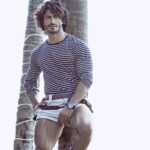 Vidyut Jammwal Instagram - This summer STAY COOL AND SQUAT