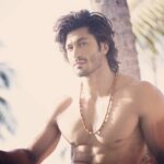 Vidyut Jammwal Instagram - Happy new year.. love you