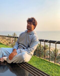 Vidyut Jammwal Instagram - Designed to be Alone and Happy..