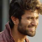 Vijay Deverakonda Instagram - I had 4 super interesting scripts. I was wondering what to do first. I had a Dream - 4 rowdy kids picked a script for me. I signed #Taxiwaala the next day. Actual reconstruction of #TheDreamBehindTaxiwaala in my bio.