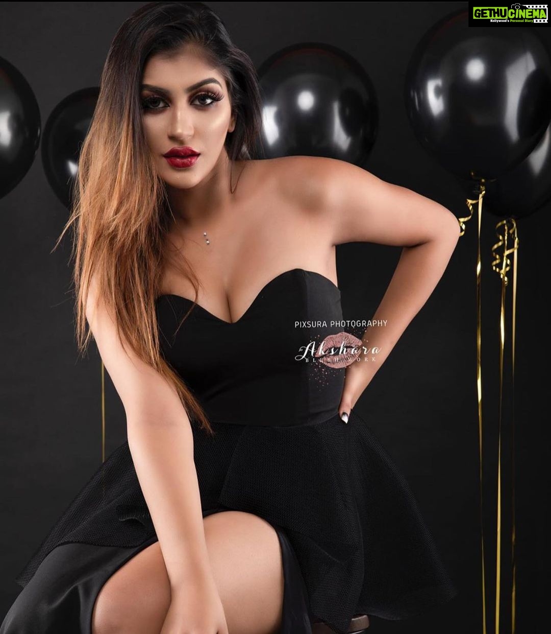 Yaashika Aanand Instagram - Live and Let Live 🧿 Photo courtesy @pixsura_photography // @suthanviran