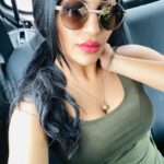 Yaashika Aanand Instagram -