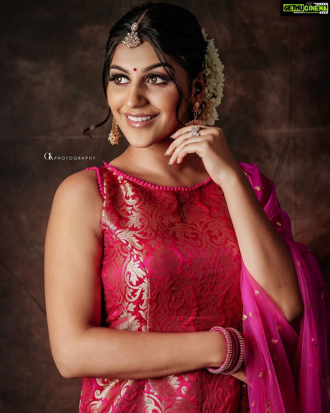 Yaashika Aanand Instagram - On camera @gk_.photography._ 📸 MUAH / Styling @thestyles_bysha 💄 Outfit @sakthi_boutique 👗 Retouch @samnavyn