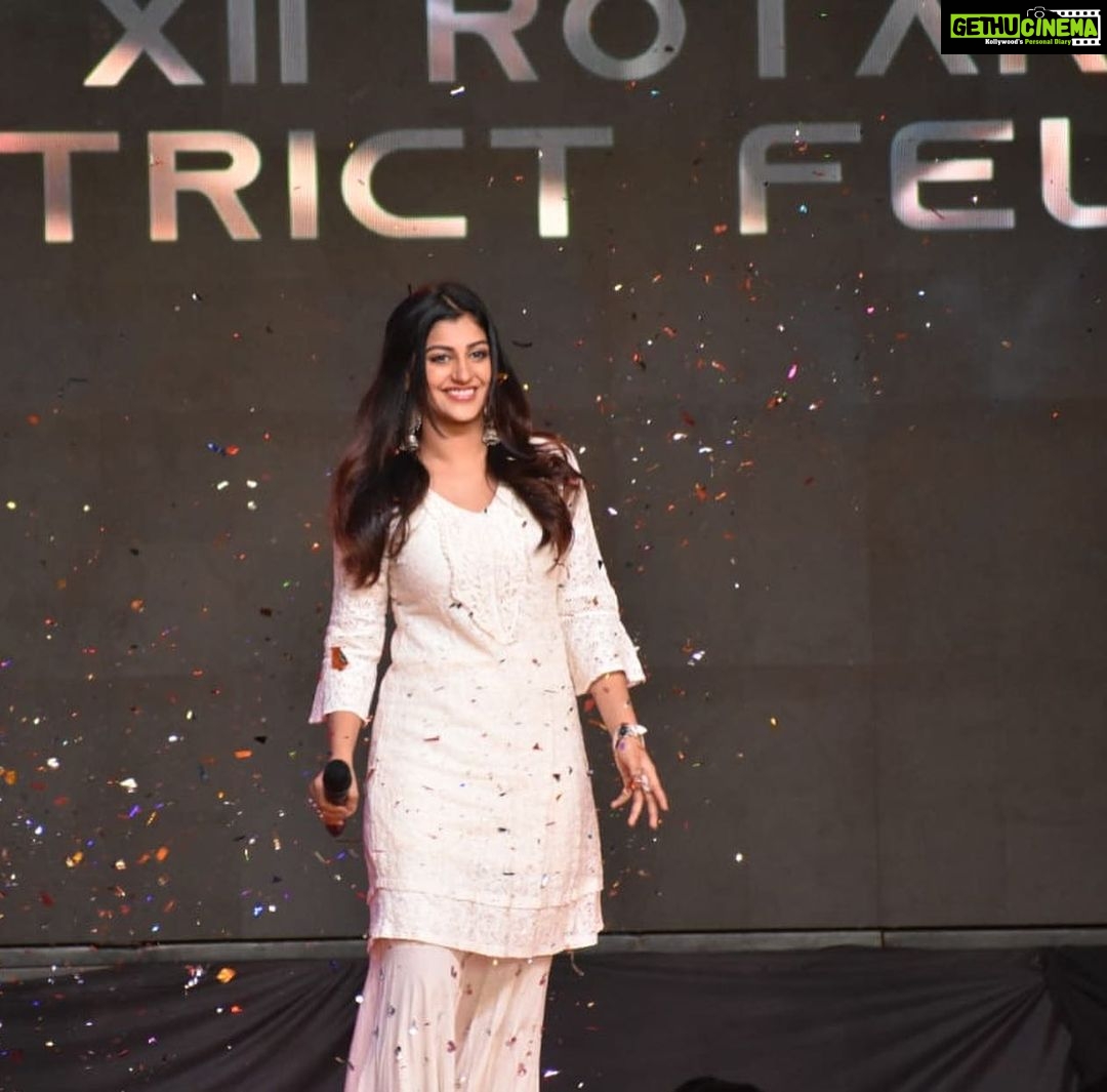 Yaashika Aanand Instagram - Thanks for the unconditional love y’ll showered at me today ! #grateful ! Event - Top Tucker 12th Rotaract District fellowship !! Makeup n hair @studio11_rs_puram Outfit : // #melangebylifestyle Photography : // @___dhaya_ Hindusthan College Of Arts And Science Alumni,Coimbatore
