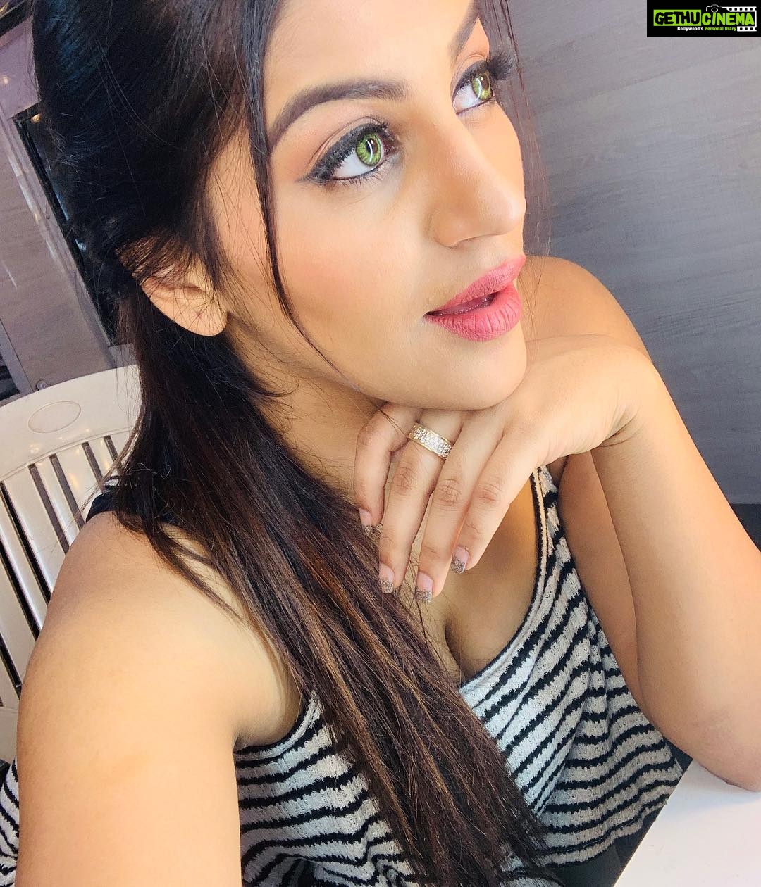 Yaashika Aanand Instagram - Dream big ⭐️ #Yashikaaannand
