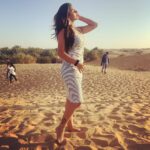 Yaashika Aanand Instagram – Desert safari ❤️😍 Arabian Desert