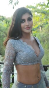 Yaashika Aanand Instagram - Too hot Chennai has become 🥵☀️ #summervibes 

.
Credits @crackjackphotography @pavihairandmakeup @makeover_by_maggie @yoshnasbyela 

.

.
.
.
.
#reels #tamil #kollywood #yashikaaannand #biggboss #iamk #reelsinstagram #trending #kuttypattas #bollywood #glam #reelitfeelit