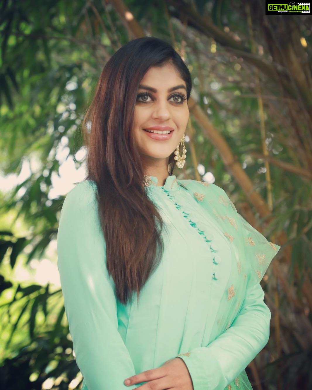 Yaashika Aanand Instagram - Outfit from @labelupstyle ❤️ Earrings from @_tulua