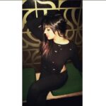 Yaashika Aanand Instagram - Comment a pickup line 😂🎈