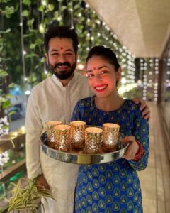 Yami Gautam Instagram - दीपावली की शुभकामनाएँ 🪔🙏🏻