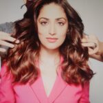 Yami Gautam Instagram - Behind every actor’ hair-volume, there is a Flavian 👻 #shootstories Hair @flavienheldt ; make-up @hairgaragebynatasha ; wardrobe @manishamelwani / assisted by @arpitakchonkar ; shot by @martinoprihoda 💕