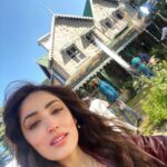 Yami Gautam Instagram – Can you guess which film in the 90s was shot at this beautiful heritage home 😌
#BhootPolice Dalhousie, India