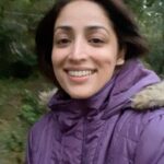 Yami Gautam Instagram – Ditching car ride post pack-up for the much needed walk by the hills…Can’t explain this feeling… #heaven #beautifulhimachal #BhootPolice #Shootdiaries #nofilter❤️ 
@flavienheldt