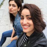 Yami Gautam Instagram - Smile Vs Pout .. what say @s_u_r_i_l_i_e 😉😋