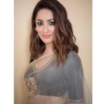 Yami Gautam Instagram - Saree & some kohl 🖤 ‘Most Stylish Unconventional Actress ‘ for performance in #BALA and #URI ✨ #lokmatstyleawards2019