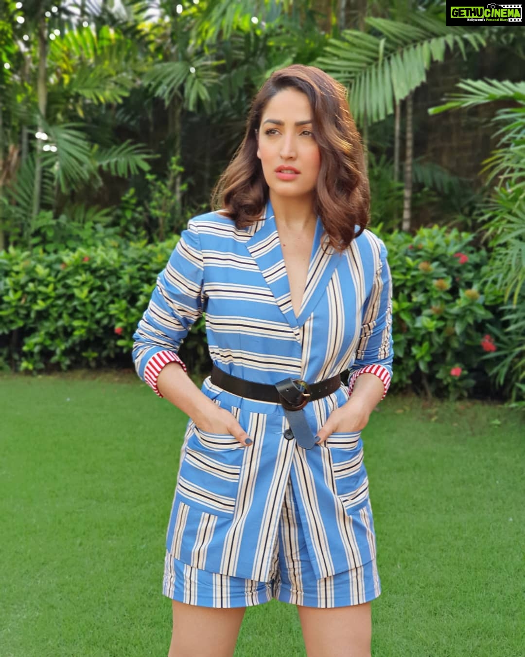 Yami Gautam Instagram - Blue stripes and weekend moods. 💙 . . #balapromotions 👗: @sanamratansi 👱🏻♀️: @hairgaragebynatasha