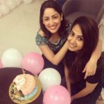 Yami Gautam Instagram - My dearest Dimple... 1 of my most special friends , teacher , literally my 1 am dance partner .. n most importantly a beautiful human .. wish you a very Happy Birthday 🥳❤️