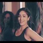 Yami Gautam Instagram - When you learn something quickly it becomes double the fun. @G2dance & @suchetapal showed me this great @Zumba routine & we had a blast performing it. #Zumba #LetItMoveYou