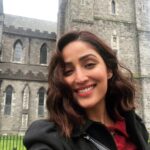 Yami Gautam Instagram - Some cold weather , loads of history and ample of greenery gets me a 32- widened teeth smile for any city 💫🍀 #simplethingsbringmejoy Saint Patrick's Cathedral, Dublin