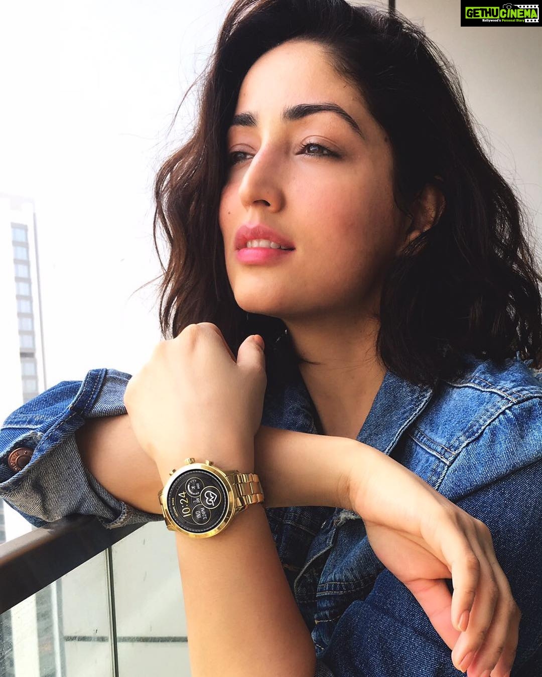 Yami Gautam Instagram - Vacation ready with my #MichaelKors Access Smartwatch #AccessItAll #MichaelKorsWatch #MKTimeless @michaelkors