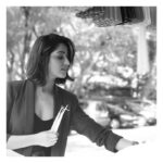 Yami Gautam Instagram - Stand each day with a grateful heart 🖤 #BlackandWhite