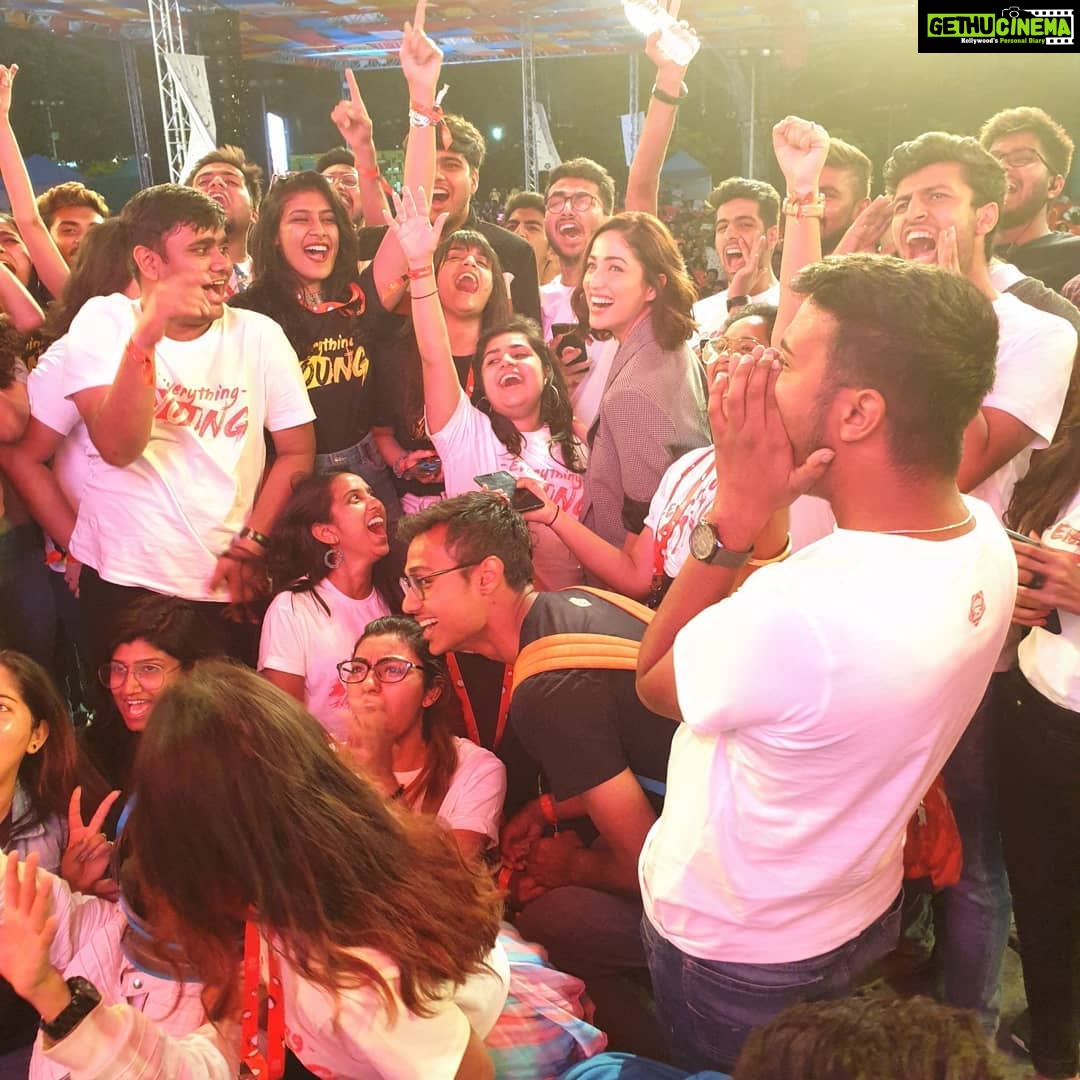 Yami Gautam Instagram - Incomparable JOSH today @under25official with the youth of Bangalore !! Talking to you and getting so much love keeps me going always .... Thank you ❤