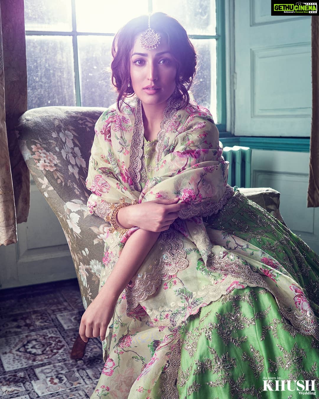Yami Gautam Instagram - Royalty is ethereal š«š For @khushmag Editor-in-chief: @sonia_ullah Photography: #AbhaySingh Outfit: @anushreereddydesign Jewellery: @toraan.design Creative Director: @Mannisahota Fashion Editor: @Vikas_r HMU: @roshnihairandmakeupartist